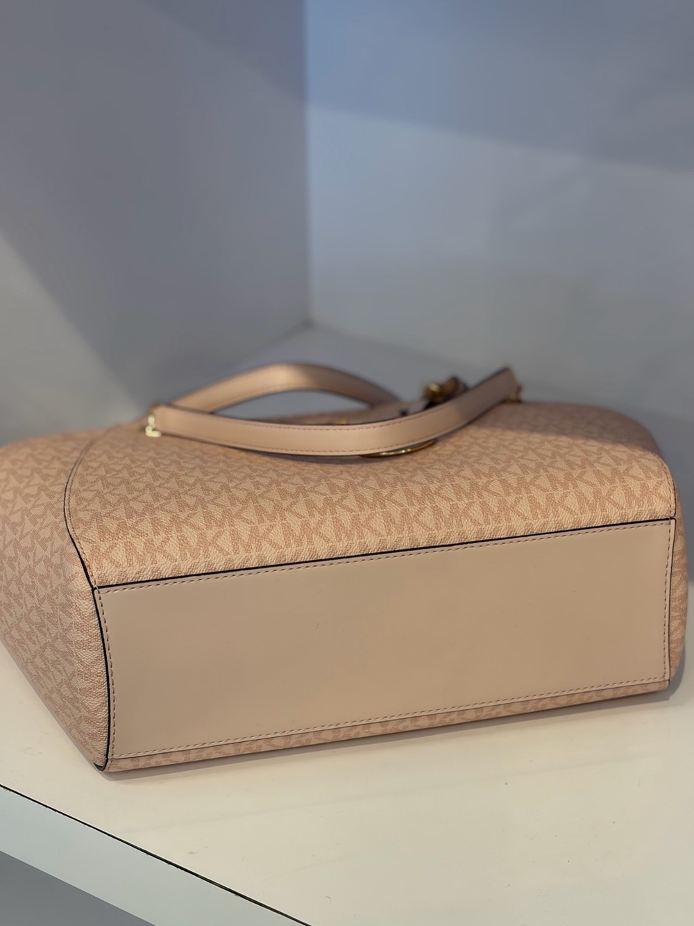 Michael Kors Powder Blush Logo Tote with Gold Chain Accents - Picture 5 of 11